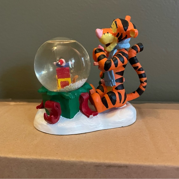Disney Seasonal Collectibles Tigger and Piglet Snow Globe - Multicolor - Picture 2 of 9